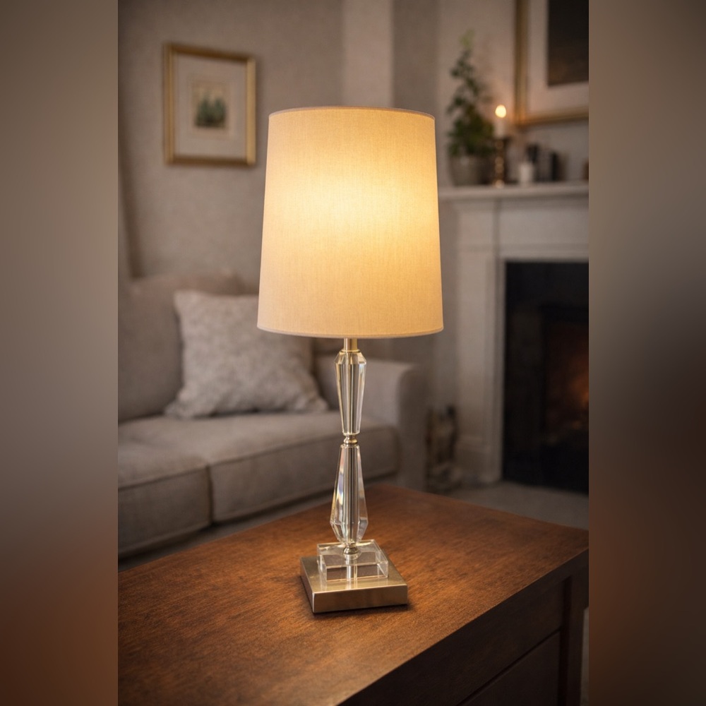 NEW Contemporary Faceted Crystal Glass Accent Lamp Oval Shade Modern Luxe Decor